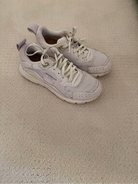 Brandblack Women's Light Lavender-White Mesh Sneakers